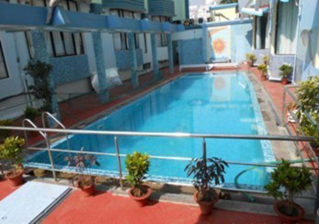 Hotel Niladri Puri Exterior foto