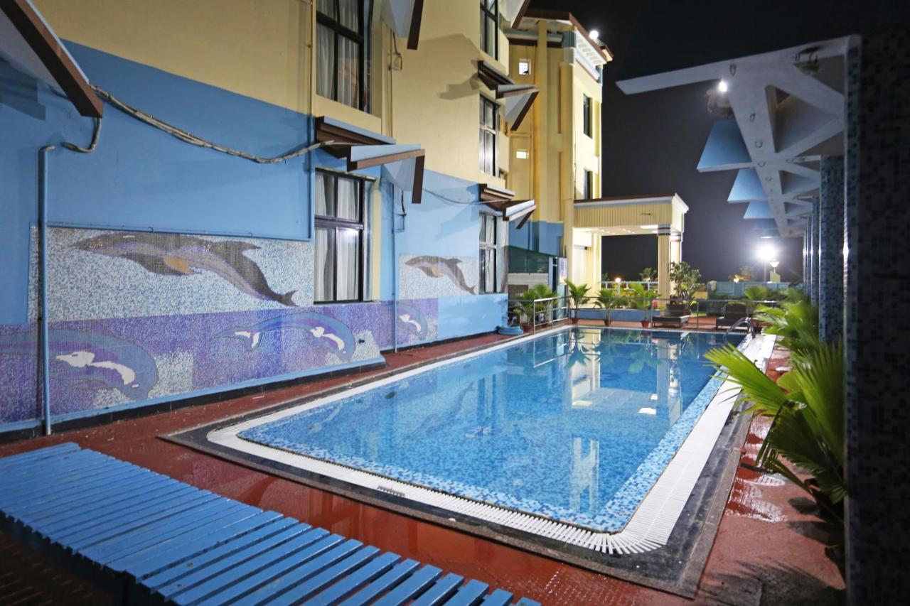 Hotel Niladri Puri Exterior foto