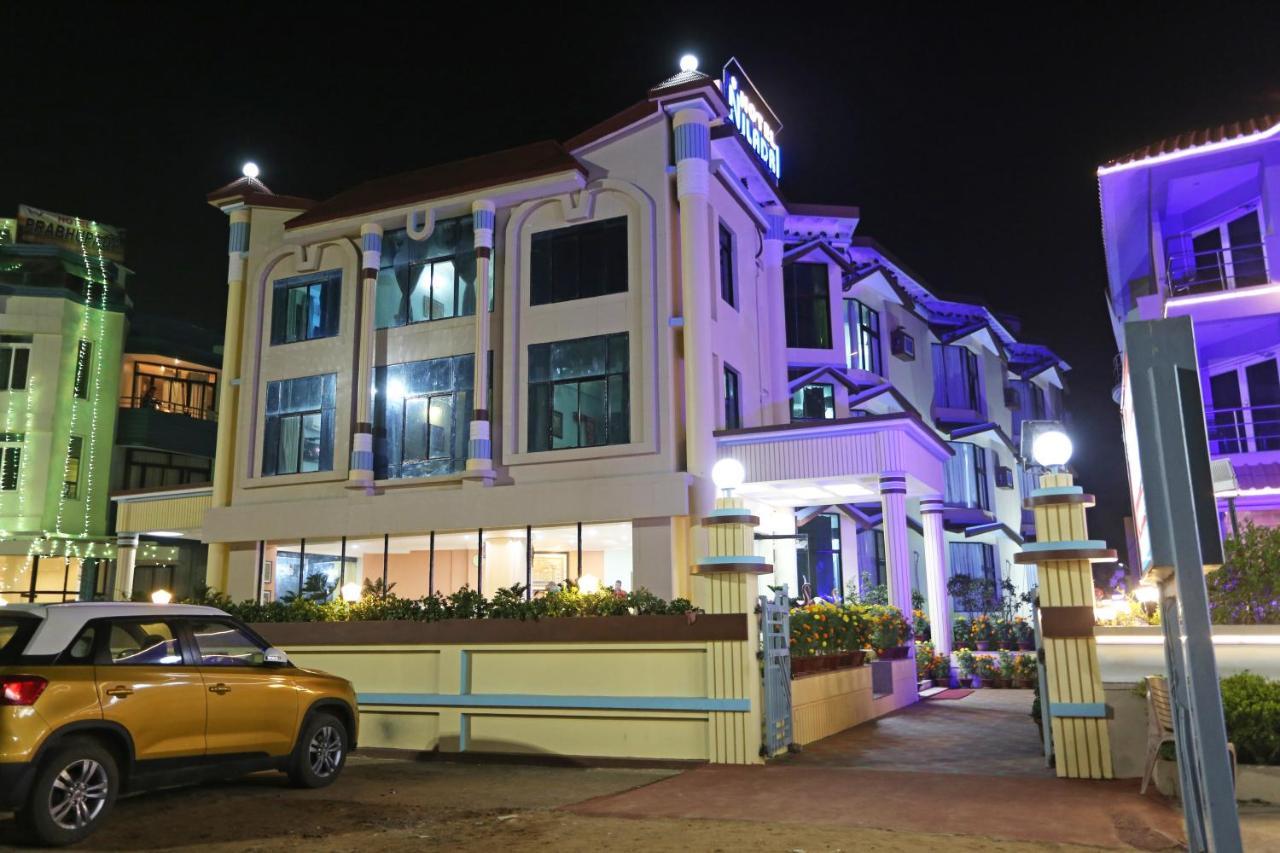 Hotel Niladri Puri Exterior foto
